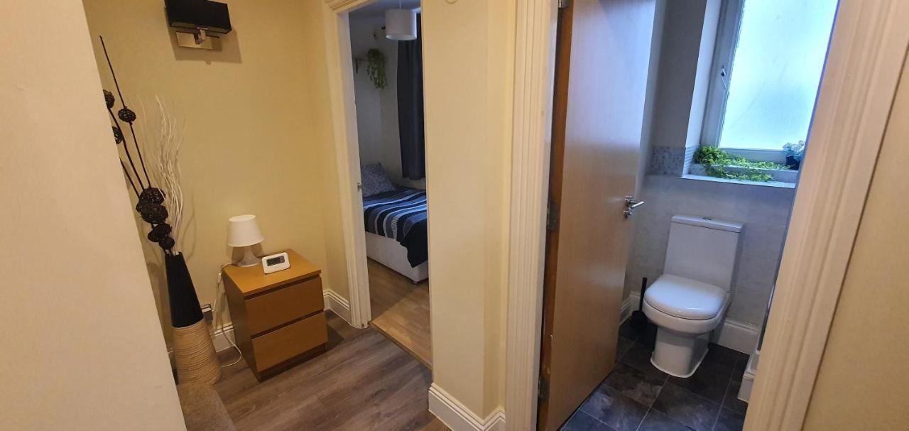 Double Room&Private Bath Near The Square Mile Лондон Екстер'єр фото