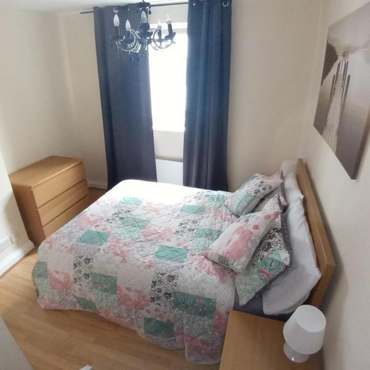 Double Room&Private Bath Near The Square Mile Лондон Екстер'єр фото